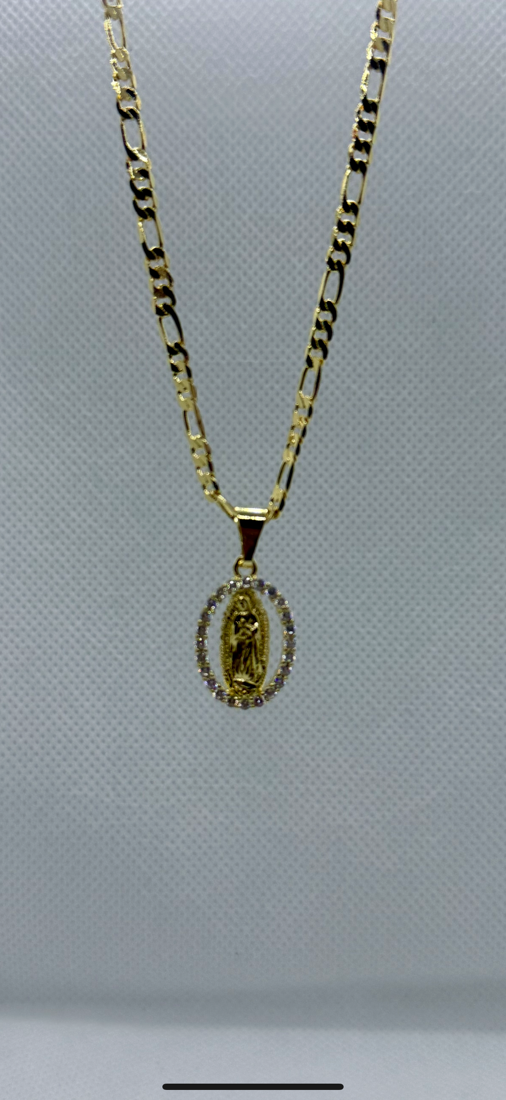 Chaîne à Maille – Vierge Marie Plaqué Or & Zircon